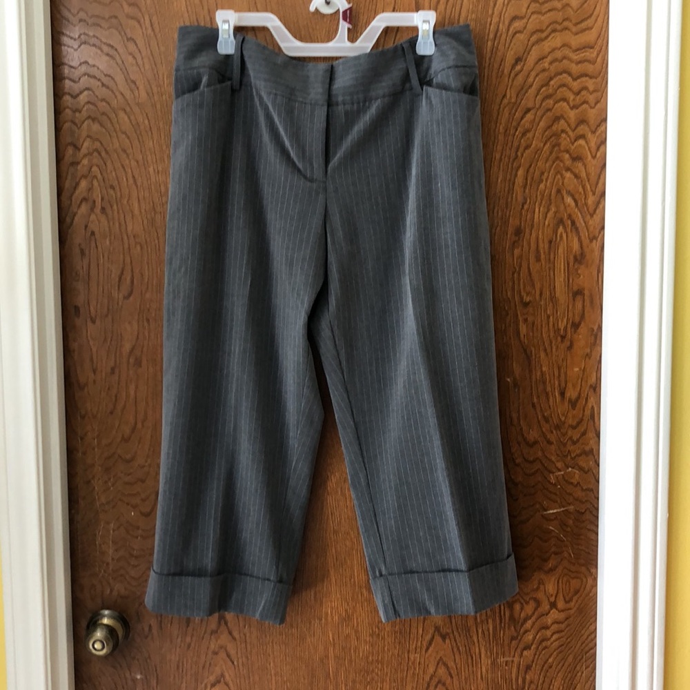 FIRST OPTION Crop Slacks. Grey w/White Pin Stripes. Tailored design. Size 16